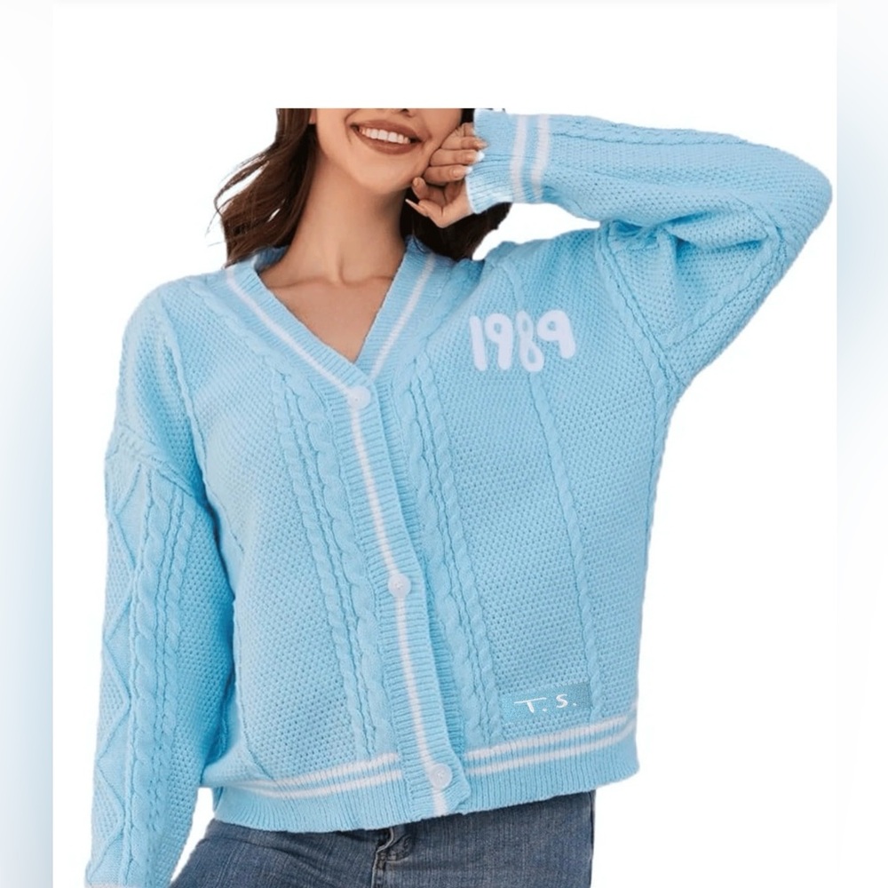 Taylor Swift 1989 Taylor’s Version Cardigan Sweater Women’s MD/LG - Picture 13 of 15